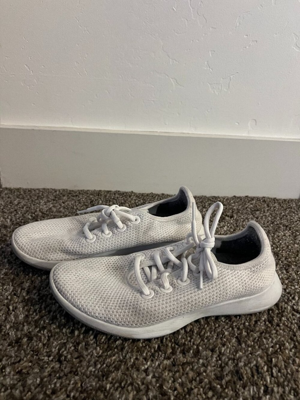 Allbirds white tennis shoe - women's 8